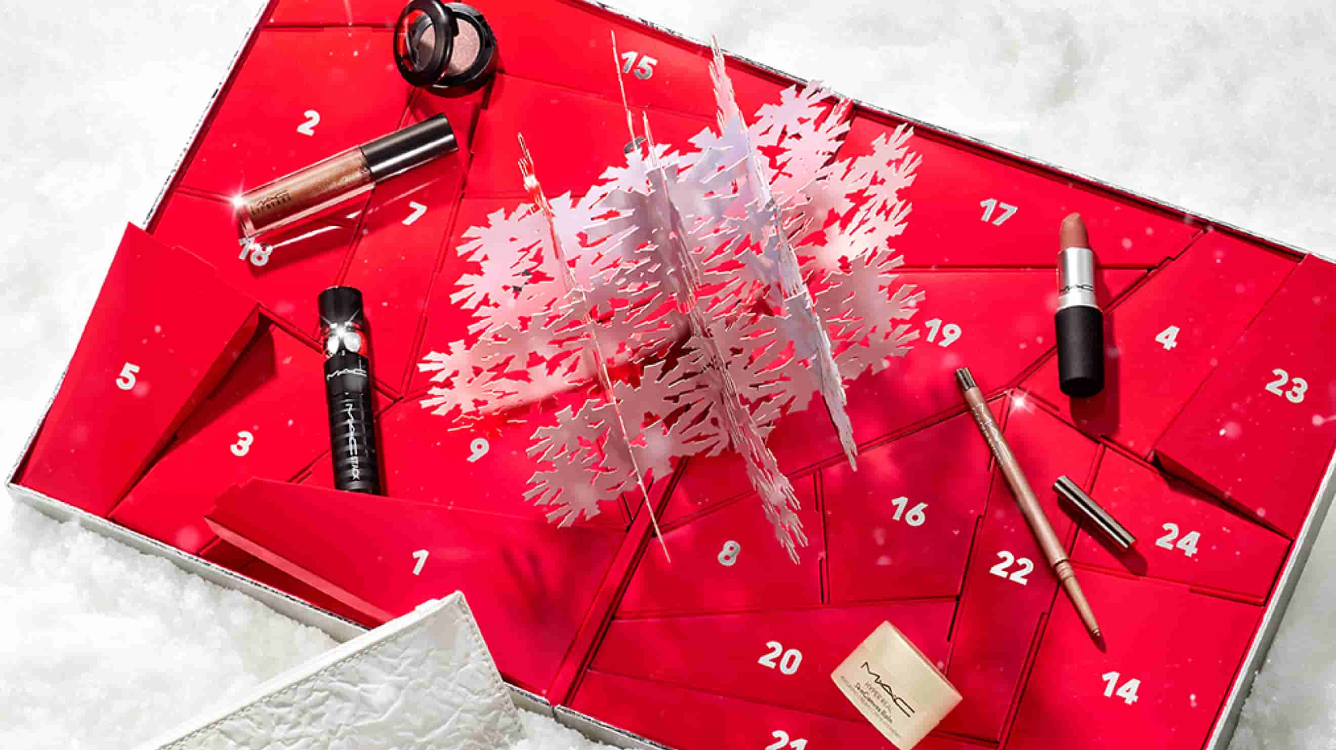 Models wearing lipstick for KISSPROOF + WATERPROOF benefits.