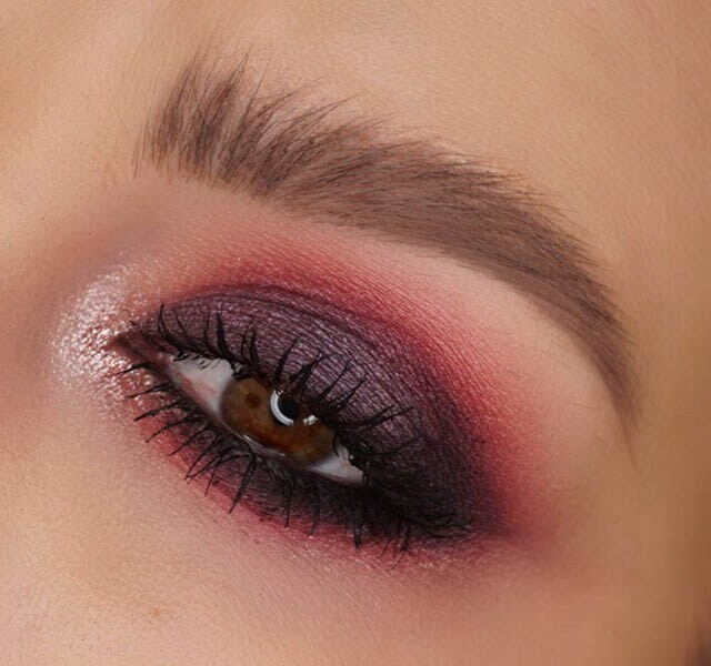 Palette Pour les Yeux / Fashion Fanatic Palette Pour les Yeux / Fashion Fanatic